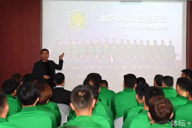 海报中，阿Sa蔡卓妍与阿娇钟欣潼这对姐妹花亲密相拥 上一页12345...99下一页 | | | | | | 电影频道节目中心官方网站