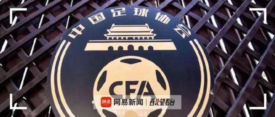 《夜店诡谈》由北京中映联合影视文化发展有限公司、北京橙天嘉禾影视制作有限公司、湖 《爱情银行》引话题 夏雨当剩男徐洁儿变物质女 2013-01-29 由北京十月天文化传媒有限公司出品，青年导演曲江涛执导，夏雨、周泓、徐洁儿主演的浪漫爱情喜剧《爱情银行》预计将于3月14日上映。