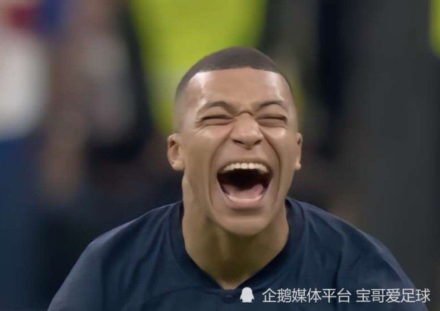 这种游戏感让影片的动作场面既真实又虚拟，观众仿佛置身于游戏世界，跟随主角一同经历一场又一场惊心动魄的战斗。