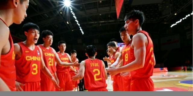 违者将追究其相关法律责任 文章配图于网络，如有侵权，请联系编辑人员删除 标签： 李栋旭赵汉善冈田将生 ： 相关新闻 成龙、梁朝伟、小贝、李栋旭等观战NBA中国赛2025-10-13 李栋旭婚博会上卖《离婚保险》 李光洙李多喜组CP2025-03-17 新式催婚?